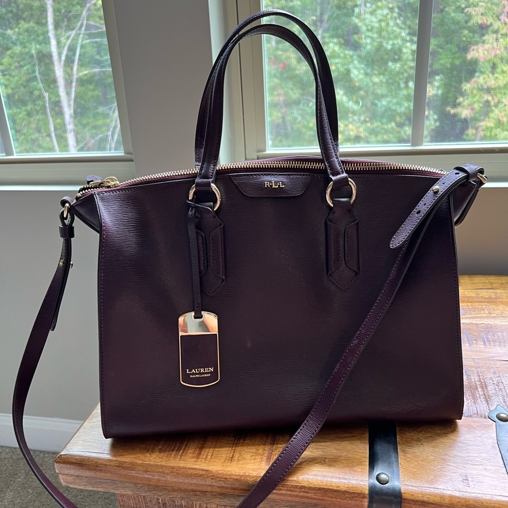 Lauren Ralph Lauren HandBag 🍷